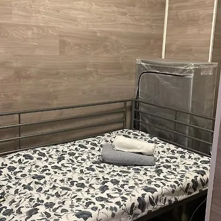 ゲストハウス 4sleep *